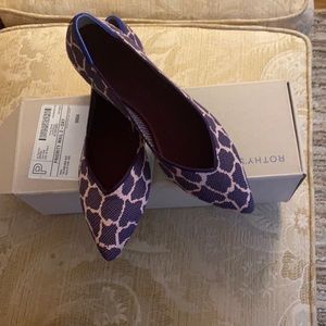 Rothy’s shoes